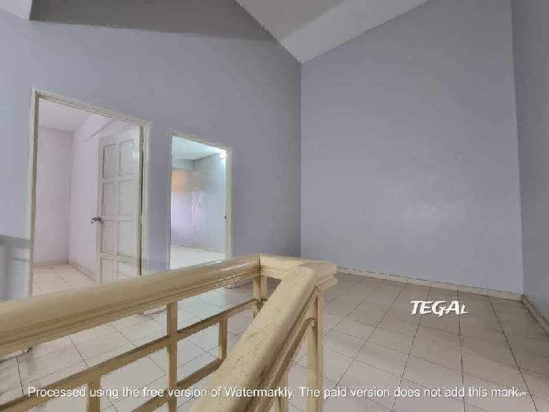 Below Market! Good Condition 20x94 Teluk Pulai Taman Wangi 2 Storey Klang. Kitchen Fully  - photo 12