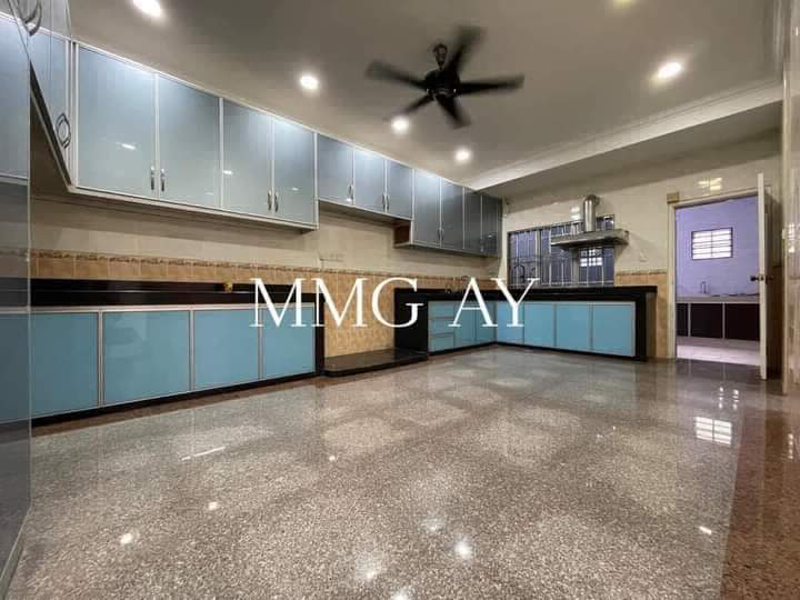 Ready Move In Jalan Istimewa @ Batu Belah Klang 2 Storey Semi D For Rent Type : 2 Storey Semi DSize  - photo 2
