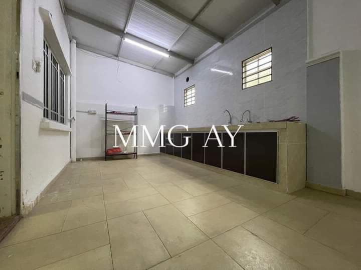 Ready Move In Jalan Istimewa @ Batu Belah Klang 2 Storey Semi D For Rent Type : 2 Storey Semi DSize  - photo 5