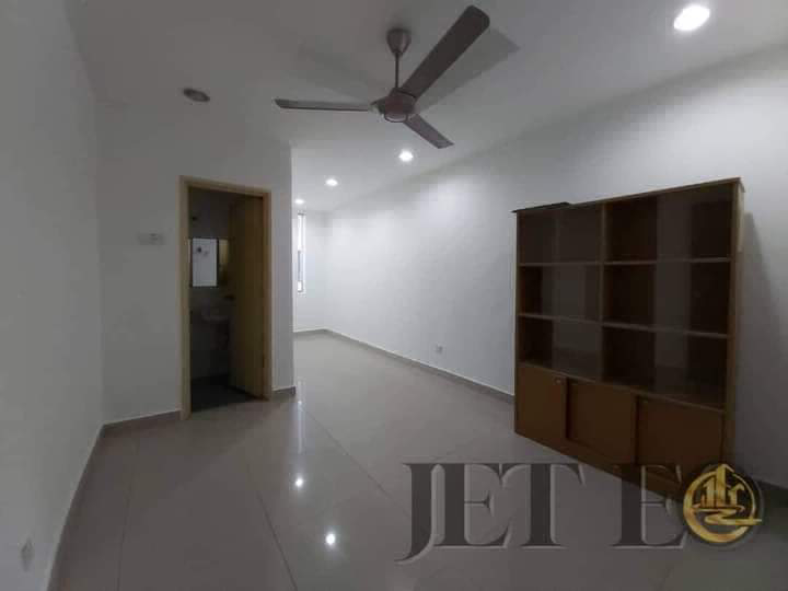 Bandar Botanic Klang Renovated and Fully Extended unit - photo 8
