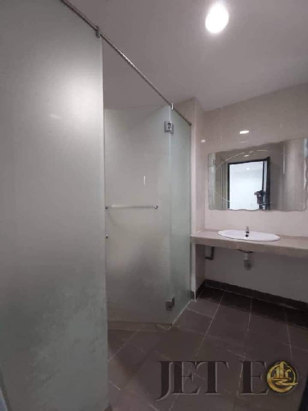 Bandar Botanic Klang Renovated and Fully Extended unit - photo 10