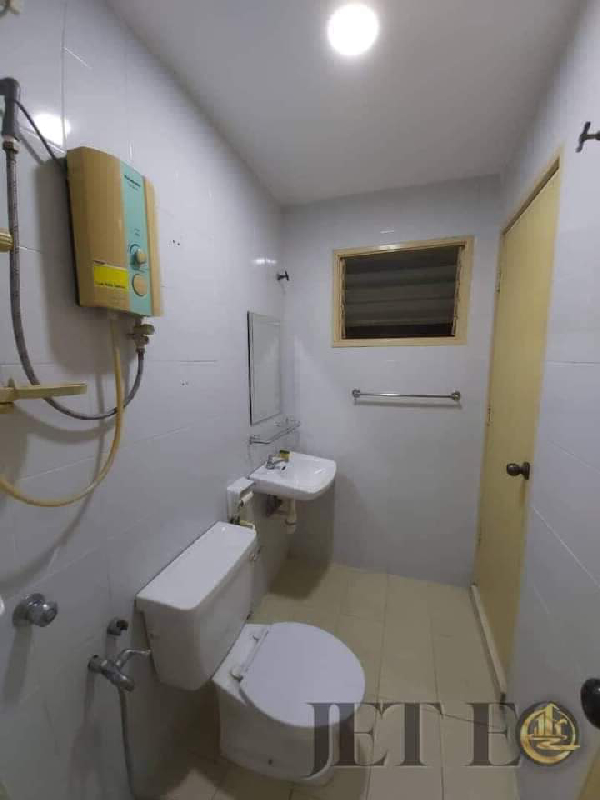 Bandar Botanic Klang Renovated and Fully Extended unit - photo 13
