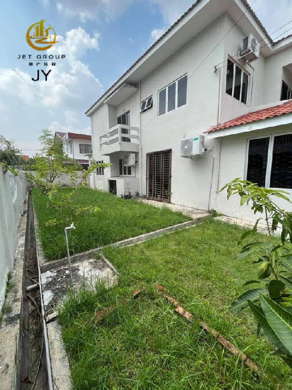 For Sale Taman Gembira #Klang Facing Field Double Storey Semi-DSelling Price : RM 800k Now!!!- Land  - photo 4