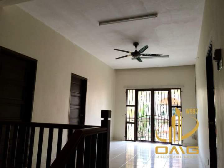 Bukit Tinggi 2 KlangDouble Storey Semi D House For Sales Double Storey Semi D 4Bedrooms 4 Bathrooms  - photo 5