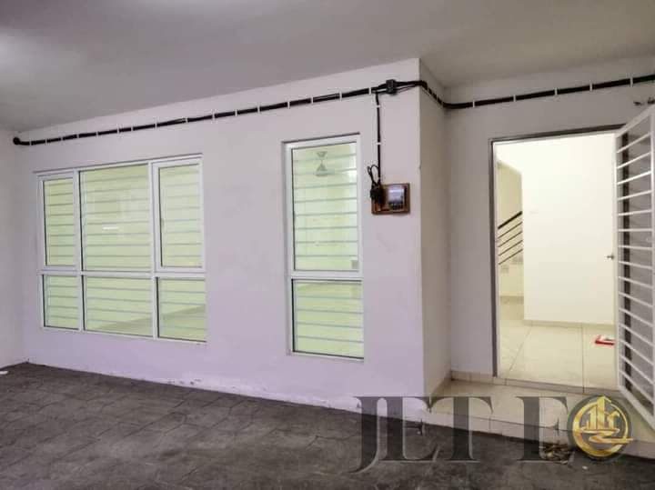 Jenjarom Jaromas Zinnia Double Storey House for sale # #jenjaromFreehold 22x72.54 Bedrooms 3 Bathroo - photo 2