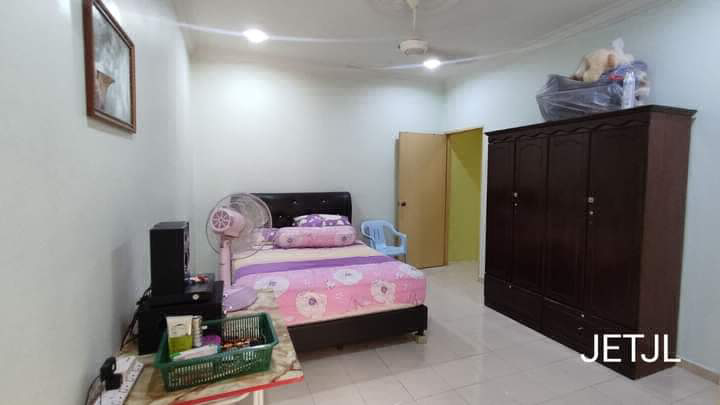 Value Buy Fully Renovated Extended SemiD Taman Sejahtera klang Nearby NSK  - photo 5
