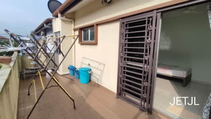 Value Buy Fully Renovated Extended SemiD Taman Sejahtera klang Nearby NSK  - photo 9