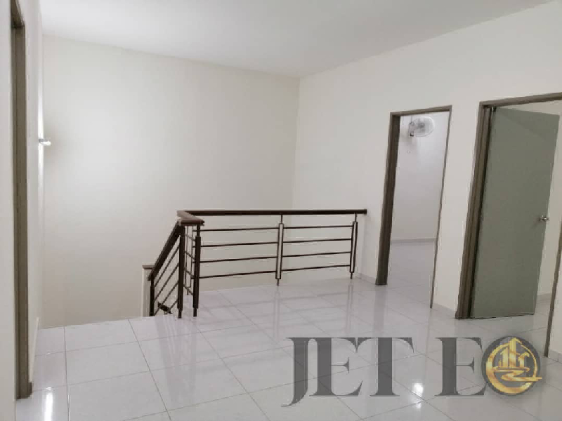 A Stock limited unit in Jenjarom Jaromas Zinnia* - photo 3
