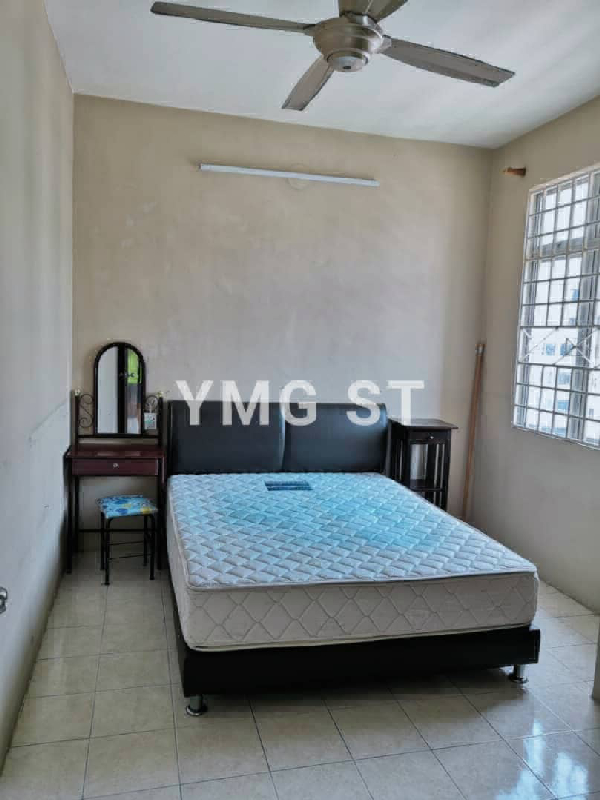 Bayu Villa Apartment  Furnished 3 units airconds  - photo 4