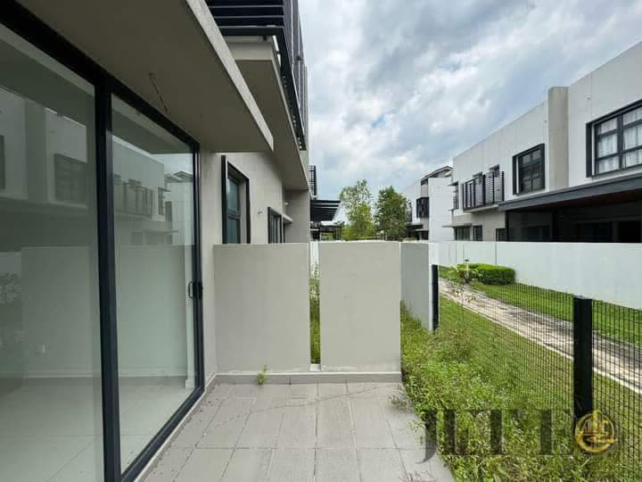 Tropicana Aman Dalia Residence Semi D land Larger - photo 2