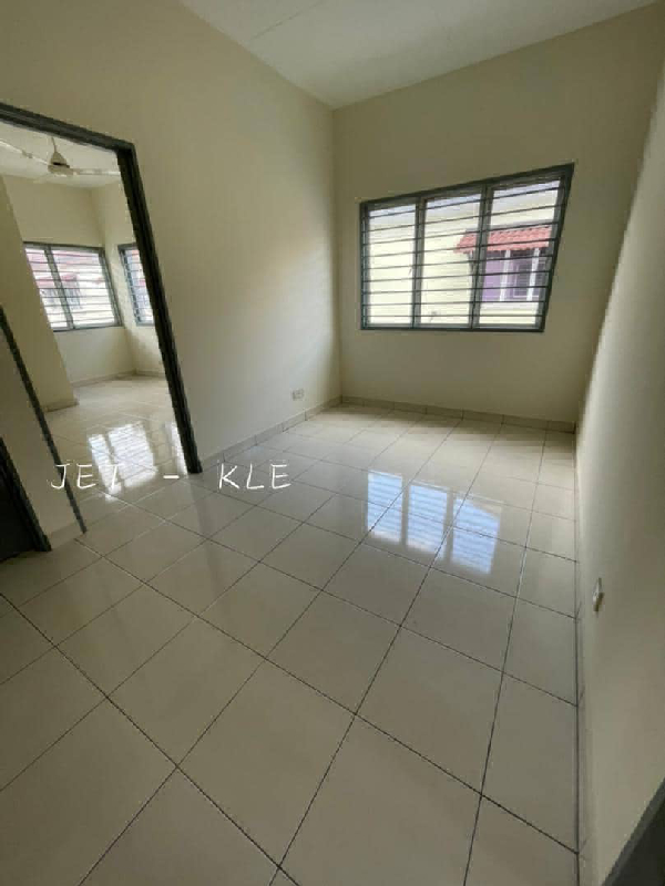 Bandar Puteri 2storey 22x70 - photo 6