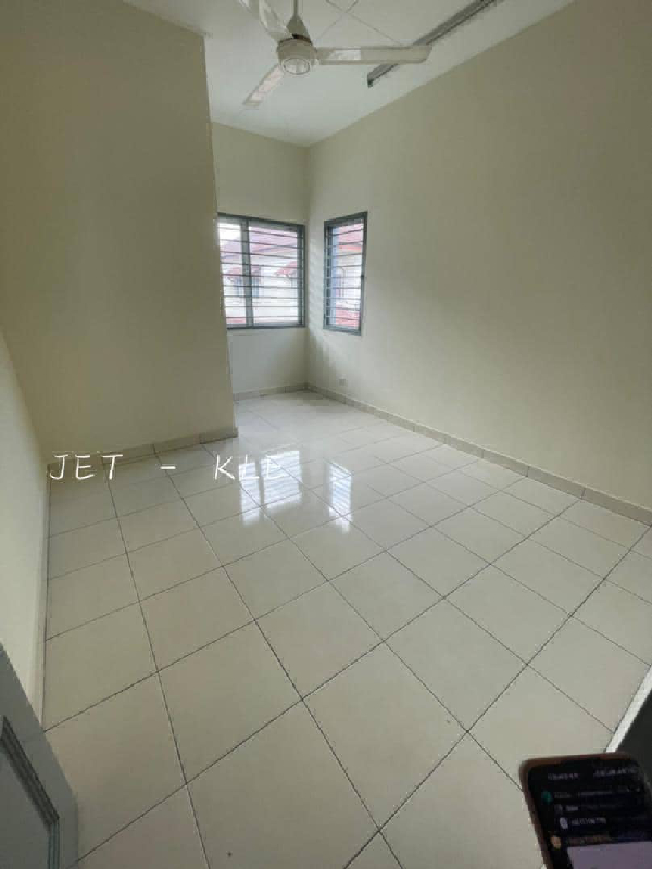 Bandar Puteri 2storey 22x70 - photo 9