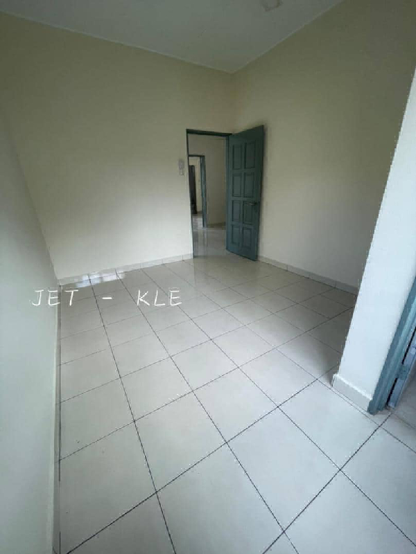 Bandar Puteri 2storey 22x70 - photo 12