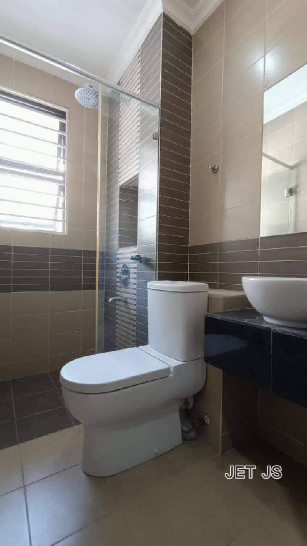 Super Value Bandar Bukit Raja Delmara Lake View Superlink - photo 10