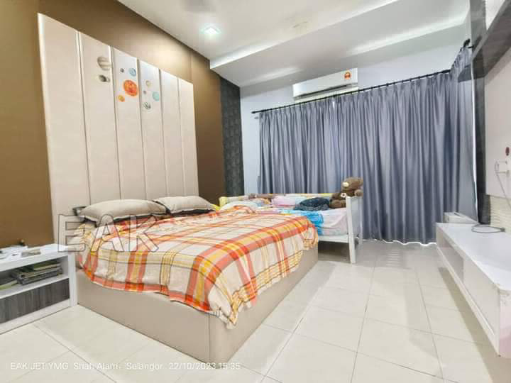 For salesSetia Indah 12 Setia Alam2 Storey 20x70ft 4 Bedrooms 3 BathroomsSell with fully furnished F - photo 8