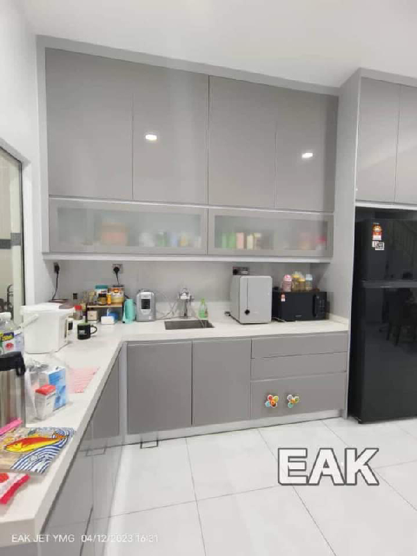 Setia Indah 12FOR SELL  Setia Indah 13, Setia Alam2 Storey20x70 4 Bedrooms 4 BathroomsRenovatedWalk- - photo 4