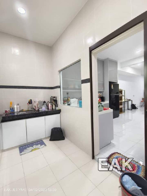 Setia Indah 12FOR SELL  Setia Indah 13, Setia Alam2 Storey20x70 4 Bedrooms 4 BathroomsRenovatedWalk- - photo 7