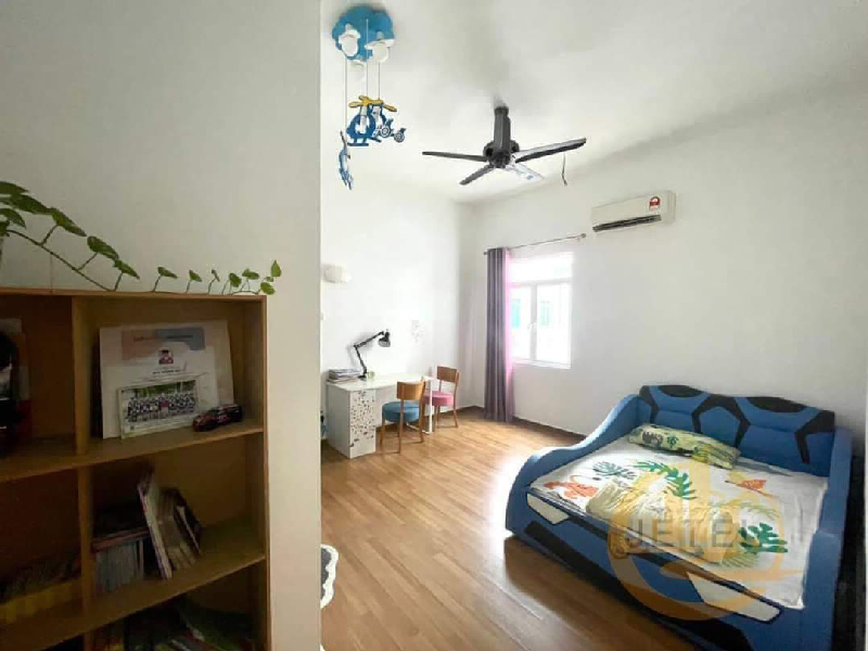 Rm1.55mil Bandar bestari Canary garden 40x80 3 storey - photo 3
