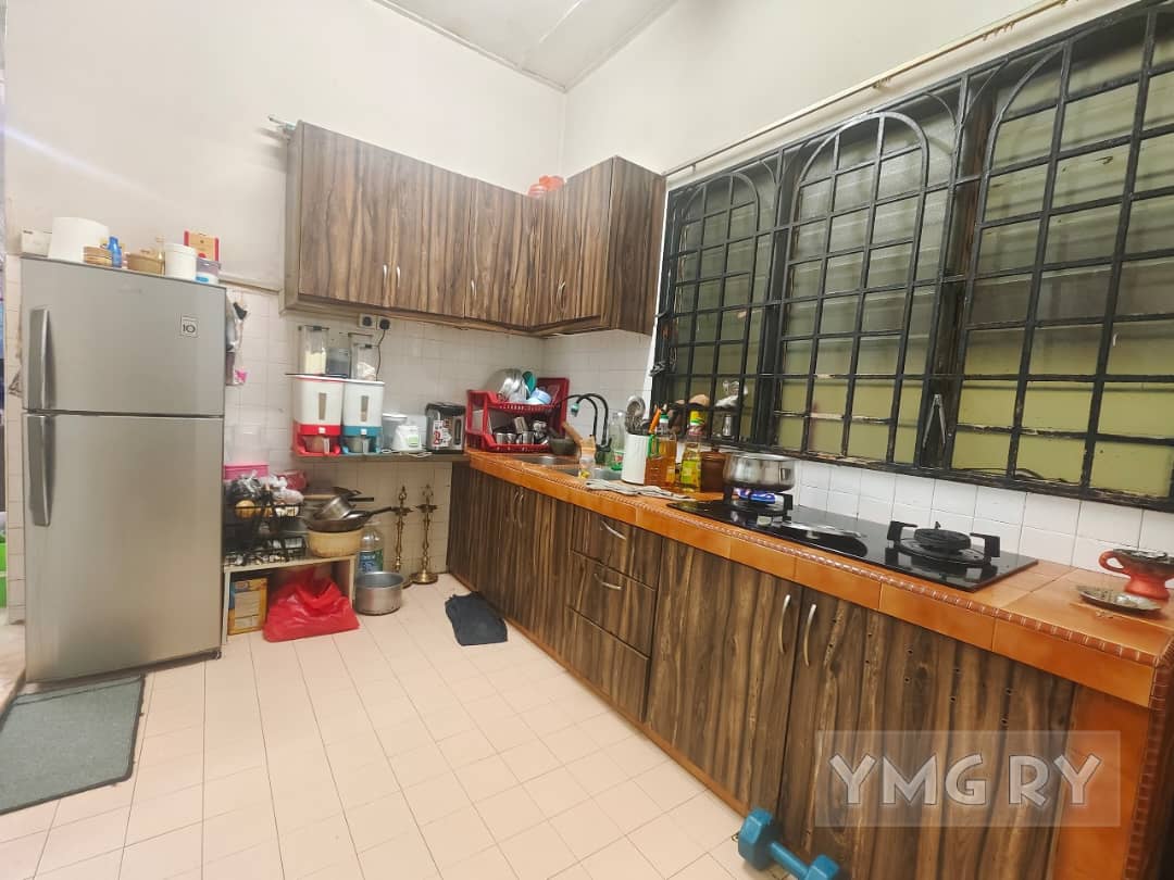 3xxk Klang Samarinda single storey house 20x70 - photo 3