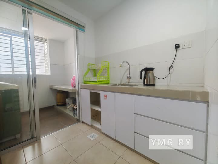Trifolis apartmentBukit tinggi klang Almost full furnished  - photo 6