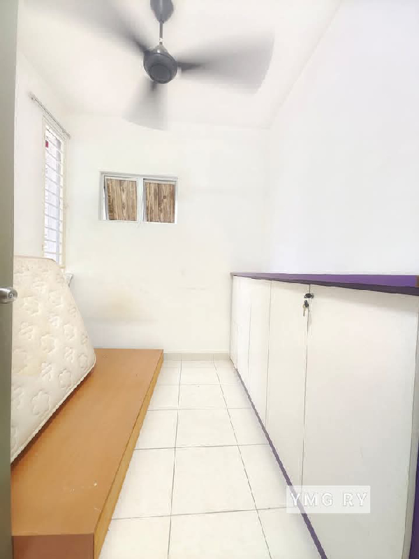 Trifolis apartmentBukit tinggi klang Almost full furnished  - photo 7