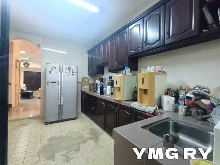 for saleBandar botanic angsanaKlang Double storey Endlot 20x75 + 25 ft land 4 bedroom3 bathroom Reno - photo 11