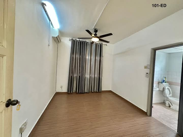 Rm1100 Pelangi Court Apartment For Rent Jalan Meru Klang (Near to Klang Parade)886sqft3 Bedrooms 2 B - photo 3