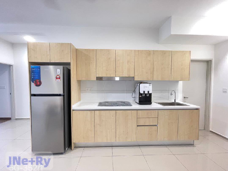 Cheapest unit Fully furnished Gravit 8 Brand new 3 bedrooms!!! - photo 2