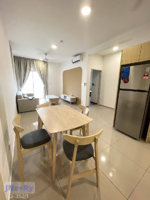 Cheapest unit Fully furnished Gravit 8 Brand new 3 bedrooms!!! - photo 3