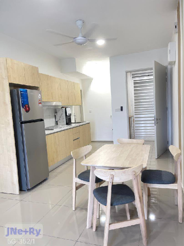 Cheapest unit Fully furnished Gravit 8 Brand new 3 bedrooms!!! - photo 4