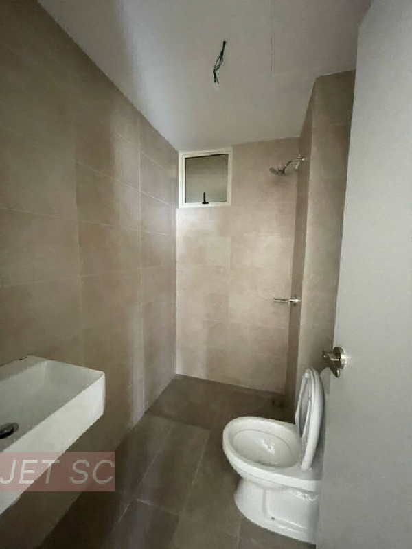 Brand new !!? Super Limited Condo For RentThe Tresor @ Gravit 8, Klang Rental Only Rm1300 - photo 3