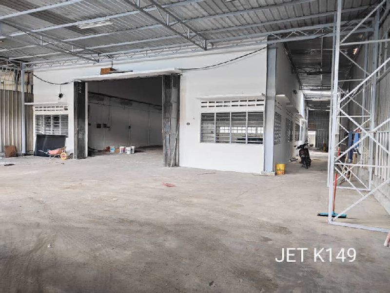 Warehouse/FactoryFull cover semi D at Sg Rasau Klang - photo 4
