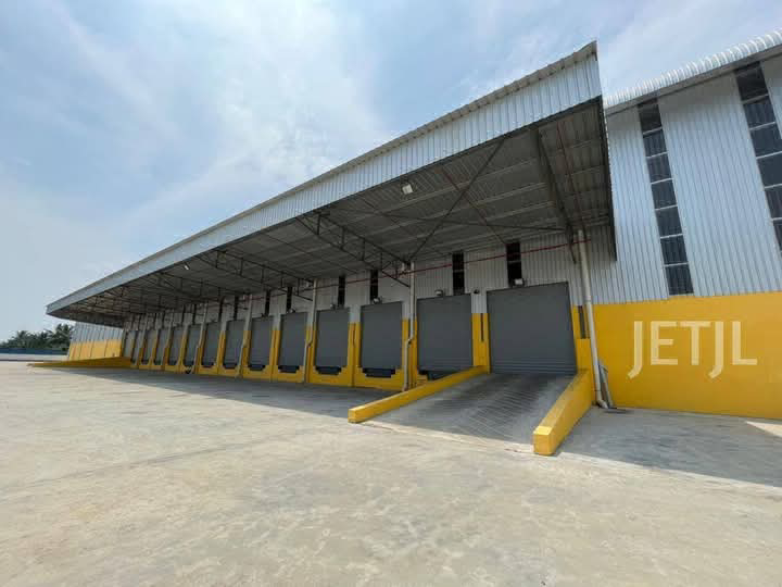 Single Detached Warehouse Factory PKFZ Port Klang Free Zone - photo 4
