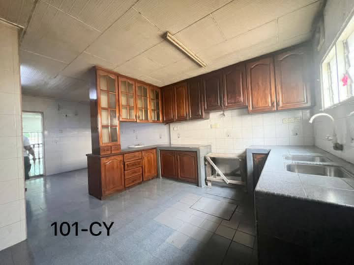 *Facing Open / Field**Balcony Front & Back*Klang Jaya Double Storey House For Rent For Sale $$ Selli - photo 3
