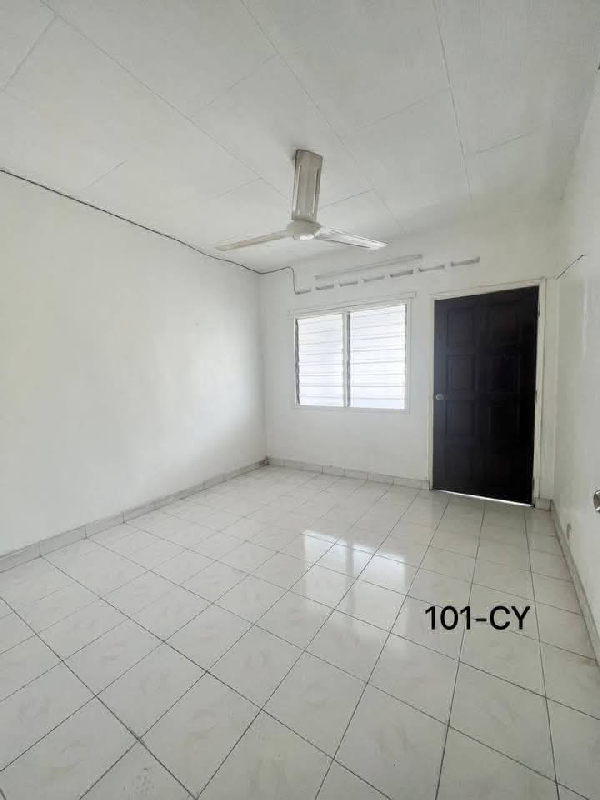 *Facing Open / Field**Balcony Front & Back*Klang Jaya Double Storey House For Rent For Sale $$ Selli - photo 6