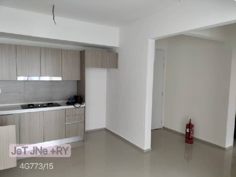 Cheapest unit Super Value Gravit 8 Three bedroom Aircond water heater kitchen cabinet - photo 9