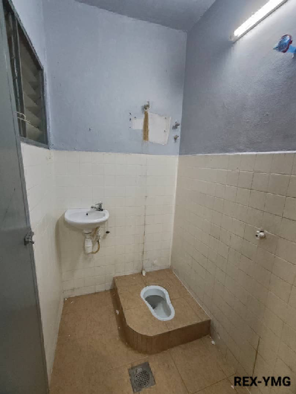Taman Sentosa @ Klang2 Storey Medium Cost HouseSqft : 15x55Bedroom : 3Bathroom : 2Plaster CeilingFac - photo 9