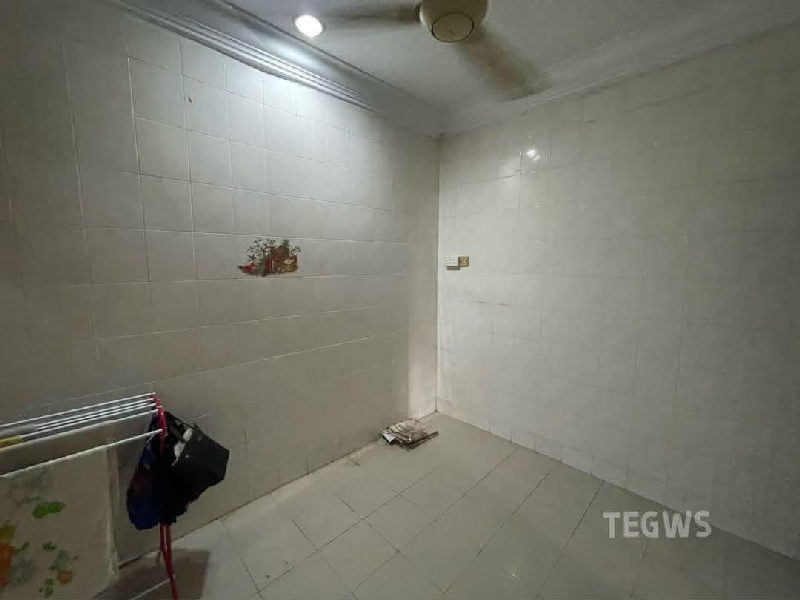 Taman Sentosa Klang Single storey 20x65 good condition!!! - photo 4