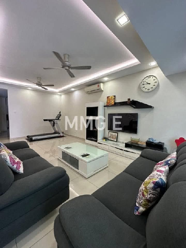 TIP-TOP CONDITION Kota Bayu EmasDouble Storey Superlink24x70 Freehold Non-Bumi 4 Bedrooms 3 Bathroom - photo 2