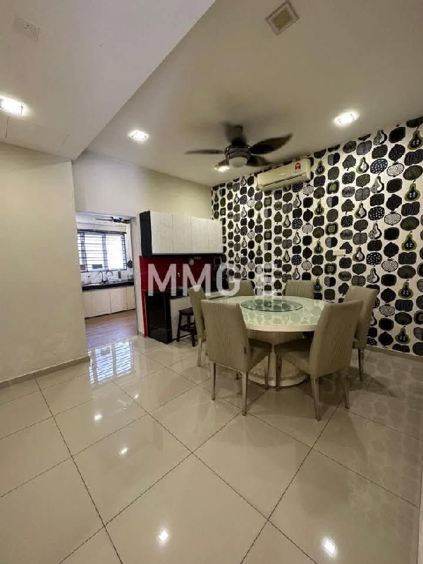 TIP-TOP CONDITION Kota Bayu EmasDouble Storey Superlink24x70 Freehold Non-Bumi 4 Bedrooms 3 Bathroom - photo 3