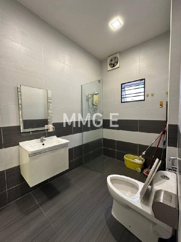 TIP-TOP CONDITION Kota Bayu EmasDouble Storey Superlink24x70 Freehold Non-Bumi 4 Bedrooms 3 Bathroom - photo 8