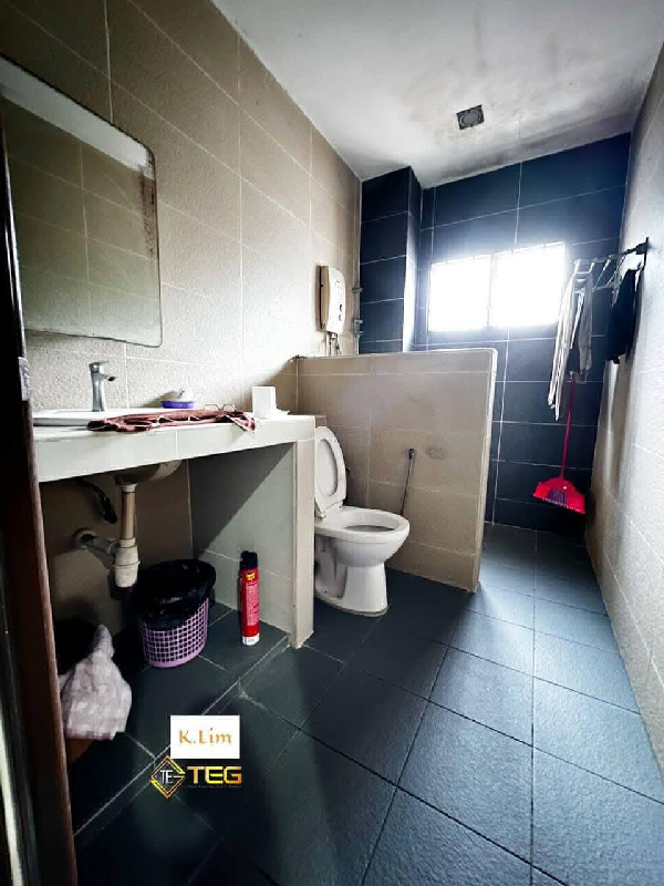 For Sale Bukit Tinggi 2 Klang 2 Storey House Land Area : 20x70 Fully extend 4 Bedrooms  Facing Field - photo 6