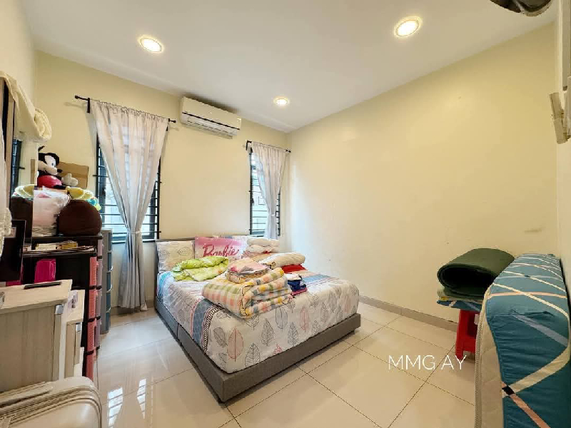 Aman Perdana Klang 2 Storey Bungalow 40 x 80  - photo 8