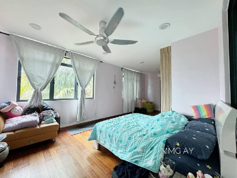 Aman Perdana Klang 2 Storey Bungalow 40 x 80  - photo 10