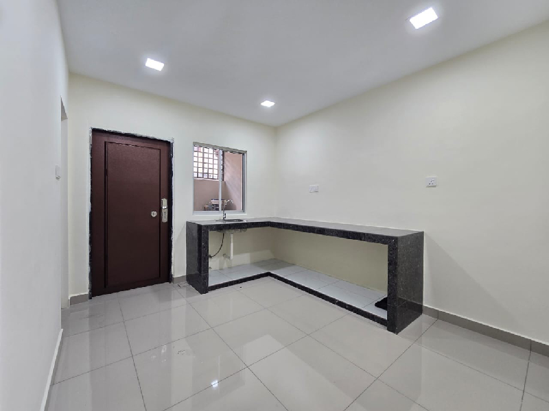 Teluk Gedung Indah - Port KlangDouble Storey Terrace House For Sale- Size 20 x 60- 4 Bedooms - 3 Bat - photo 4