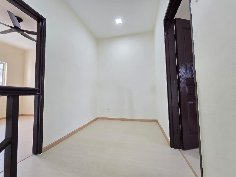 Teluk Gedung Indah - Port KlangDouble Storey Terrace House For Sale- Size 20 x 60- 4 Bedooms - 3 Bat - photo 6