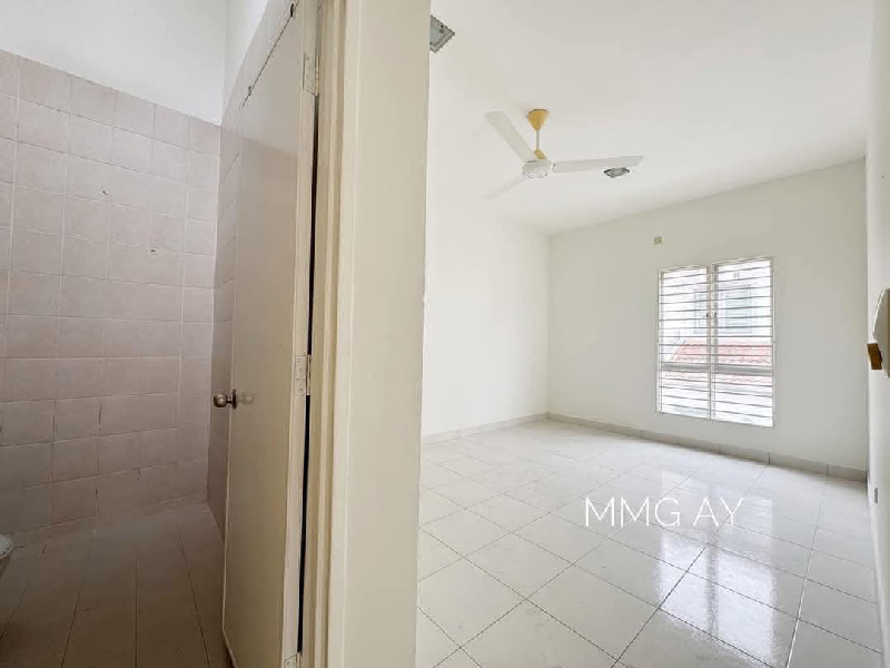  Tip Top Condition  Setia Impian 7 @ 2 Storey Semi D Cluster For Sale2 Storey Semi D Cluster 3 Bedro - photo 5
