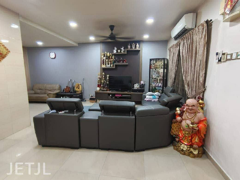 Super Value BuyBandar Parkland2 Storey House20x75Fully Renovated Kitchen Extended Built in Wardrobe  - photo 2