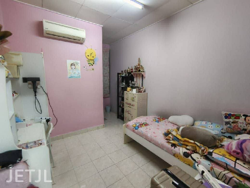 Super Value BuyBandar Parkland2 Storey House20x75Fully Renovated Kitchen Extended Built in Wardrobe  - photo 10