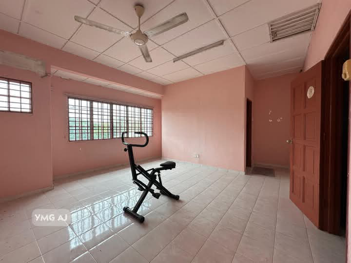 Bandar Bukit Tinggi 2 Klang Double Storey Terrace - Facing Open- 20 x 93 Ft- 4 Bedrooms & 4 Bathroom - photo 3